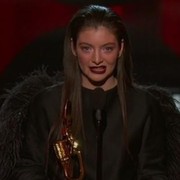 Lorde's rich voice brings honest angst to the stage Lorde's rich voice brings honest angst to the stage